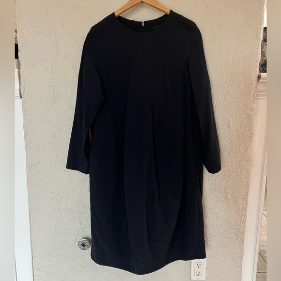 COS Navy Asymmetrical Tiered Panel Dress - Picture 4 of 16